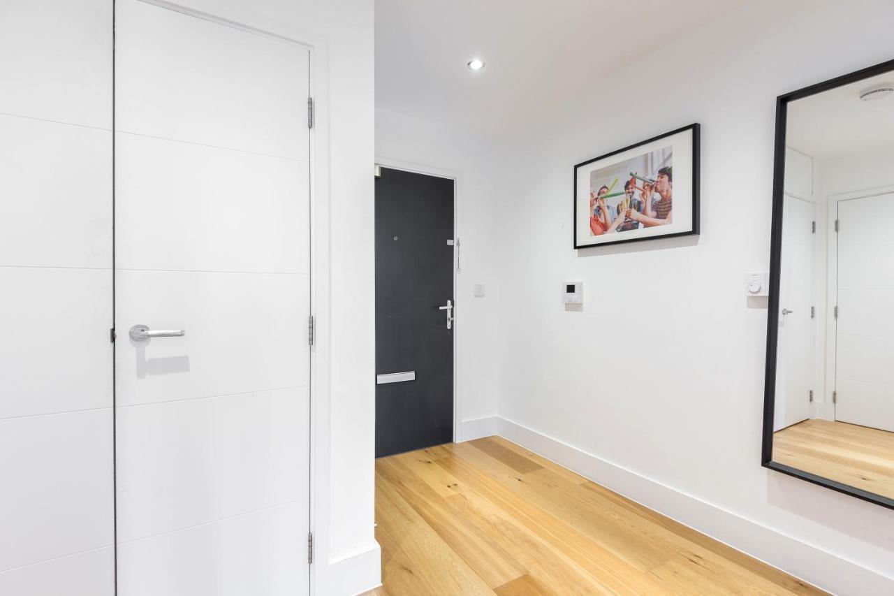 Portobello Apt With Floor-To-Ceiling Views Londres Extérieur photo
