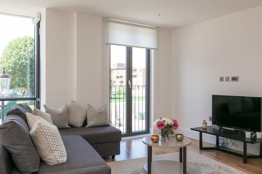 Portobello Apt With Floor-To-Ceiling Views Londres Extérieur photo