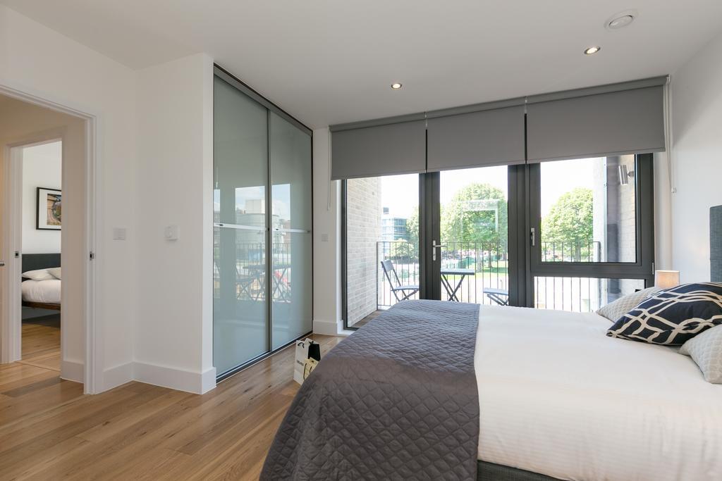 Portobello Apt With Floor-To-Ceiling Views Londres Extérieur photo