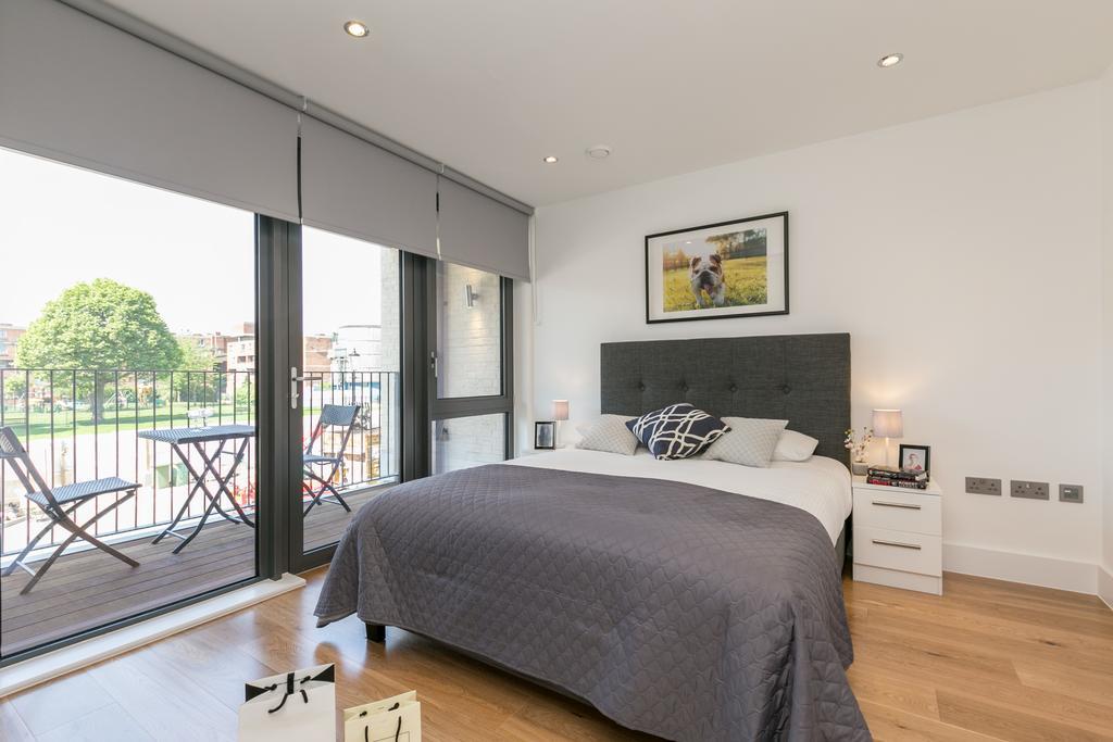 Portobello Apt With Floor-To-Ceiling Views Londres Extérieur photo