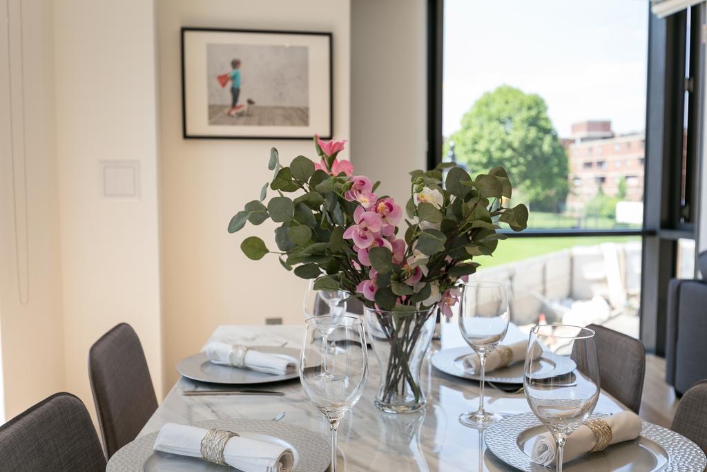 Portobello Apt With Floor-To-Ceiling Views Londres Extérieur photo