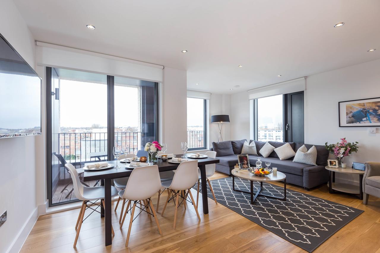 Portobello Apt With Floor-To-Ceiling Views Londres Extérieur photo