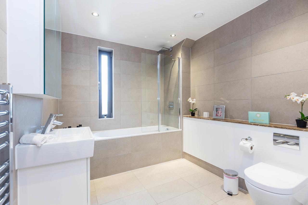 Portobello Apt With Floor-To-Ceiling Views Londres Extérieur photo